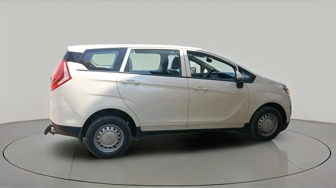 2019 Mahindra MARAZZO M2 8 STR, Diesel, Manual, 9,000 km, exterior