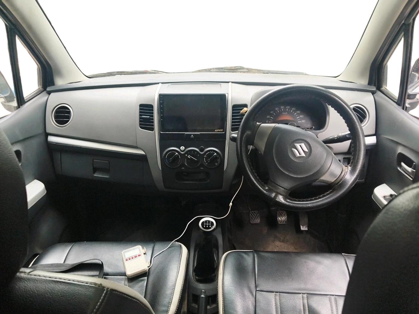2011 Maruti Wagon R 1.0 LXI CNG, CNG, Manual, 2,25,165 km, interior