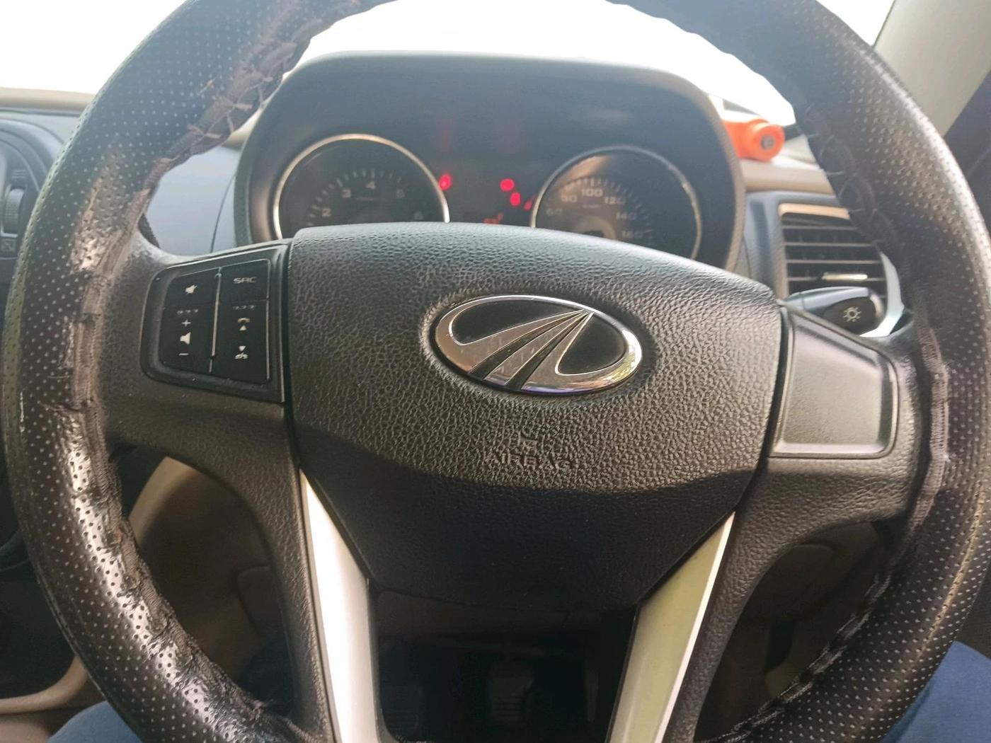 2016 Mahindra TUV300 T8, Diesel, Manual, 1,19,603 km, interior