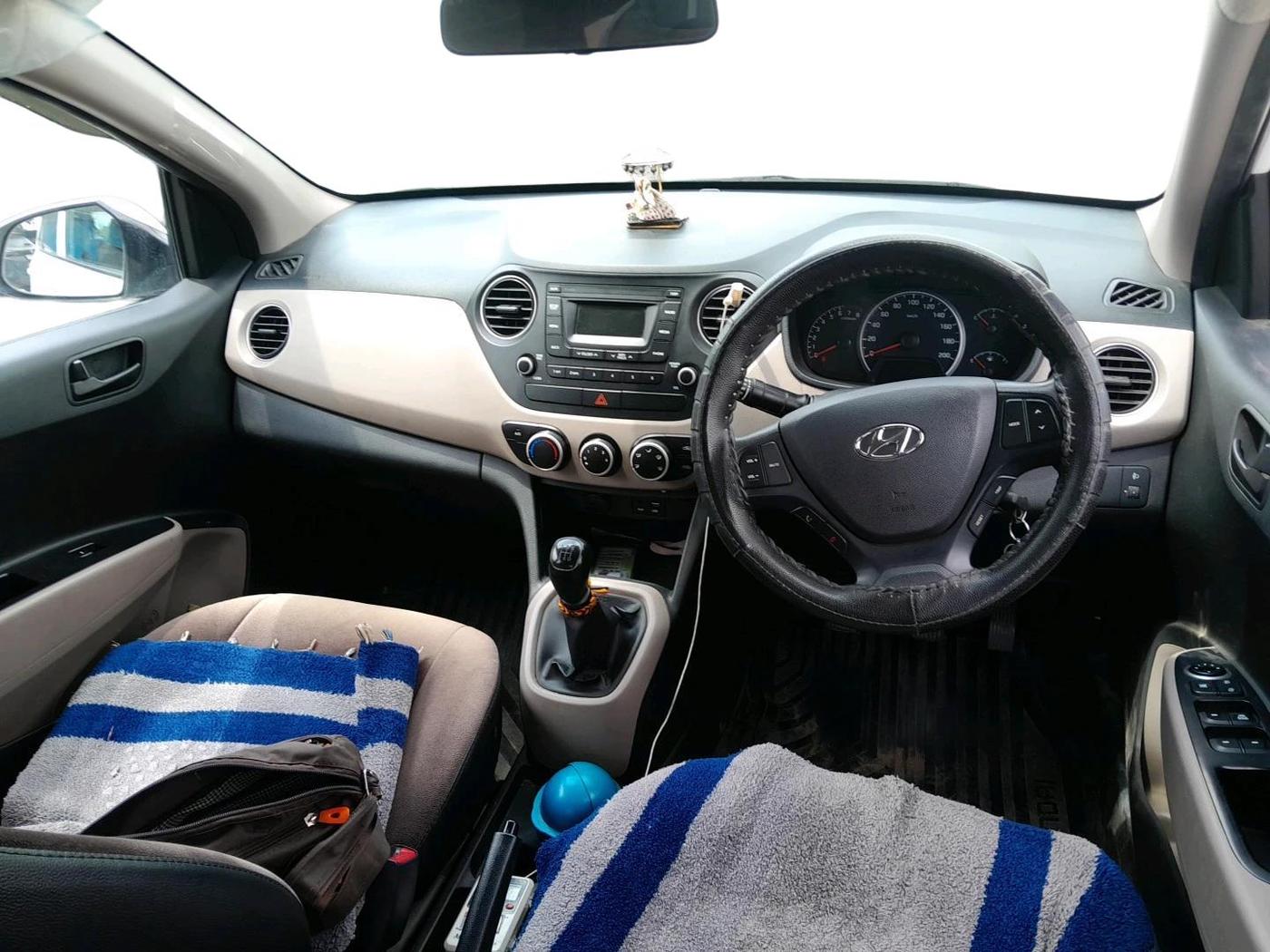 2019 Hyundai Grand i10 MAGNA 1.2 KAPPA VTVT, Petrol, Manual, 50,037 km, interior
