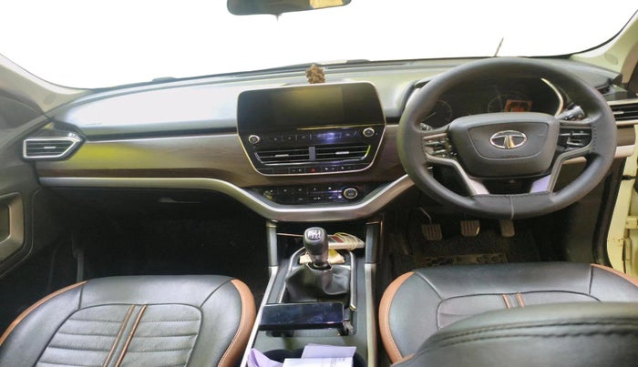 2019 Tata Harrier XT 2.0L KRYOTEC, Diesel, Manual, 1,72,775 km, interior