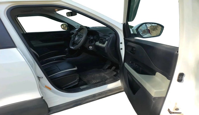 2022 Tata PUNCH ADVENTURE MT, Petrol, Manual, 45,922 km, interior