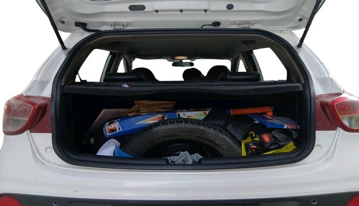 2017 Hyundai Grand i10 ASTA 1.2 KAPPA VTVT, CNG, Manual, 75,966 km, exterior