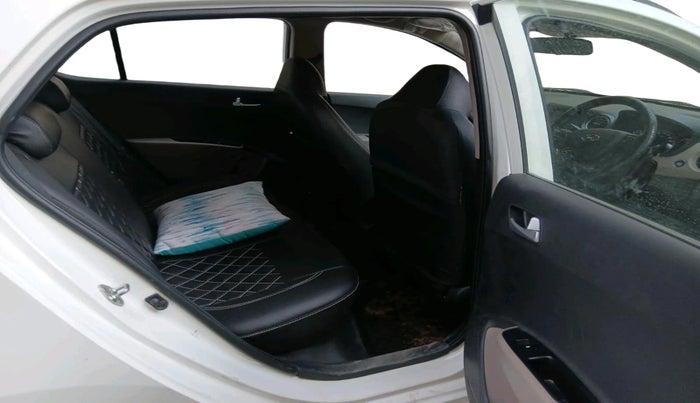 2017 Hyundai Grand i10 ASTA 1.2 KAPPA VTVT, CNG, Manual, 75,966 km, interior