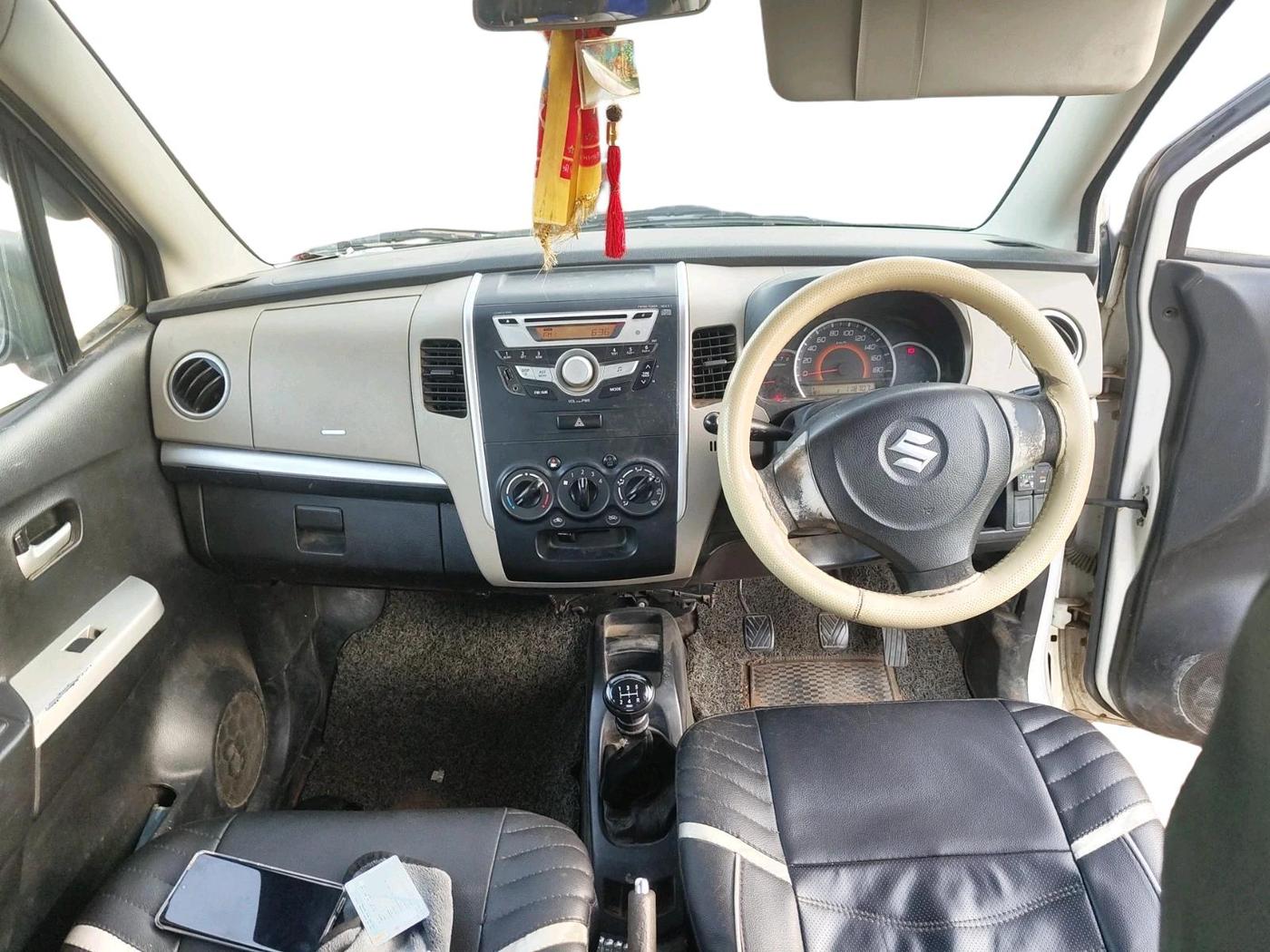 2016 Maruti Wagon R 1.0 VXI, CNG, Manual, 1,18,707 km, interior