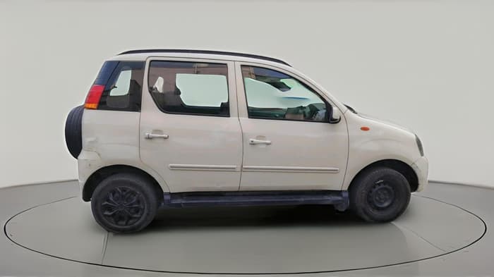 2012 Mahindra Quanto C6, Diesel, Manual, 1,07,241 km, exterior