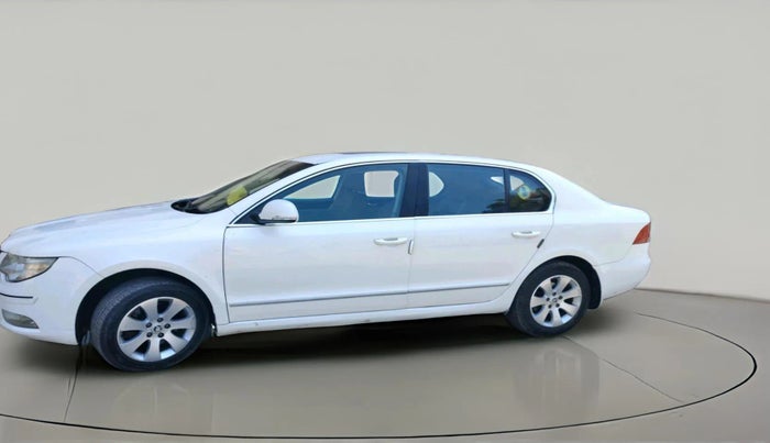 2011 Skoda Superb ELEGANCE 1.8 TSI MT, Petrol, Manual, 1,04,834 km, exterior