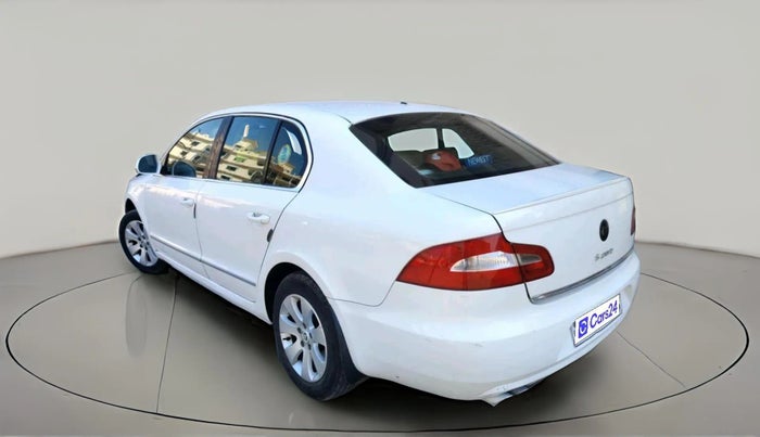 2011 Skoda Superb ELEGANCE 1.8 TSI MT, Petrol, Manual, 1,04,834 km, exterior