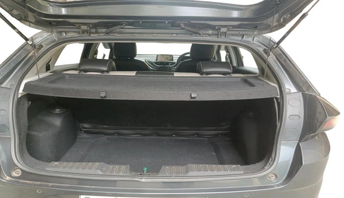 2021 Tata ALTROZ XZ PETROL, Petrol, Manual, 83,639 km, exterior