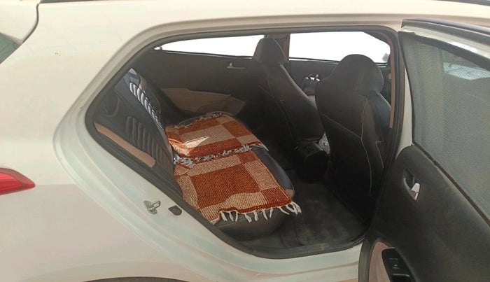 2019 Hyundai Grand i10 SPORTZ 1.2 KAPPA VTVT, CNG, Manual, 89,153 km, interior