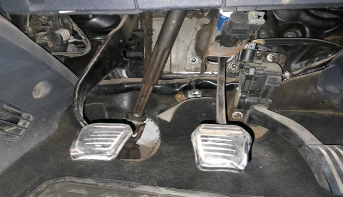 2011 Ford Fiesta Classic LXI 1.4 DIESEL, Diesel, Manual, 1,05,623 km, interior