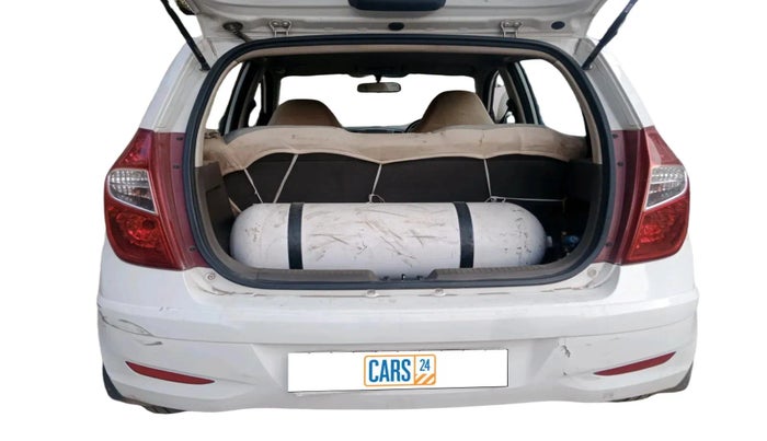 2014 Hyundai i10 MAGNA 1.1, CNG, Manual, 1,20,127 km, exterior