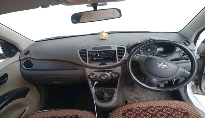 2014 Hyundai i10 MAGNA 1.1, CNG, Manual, 1,20,127 km, interior