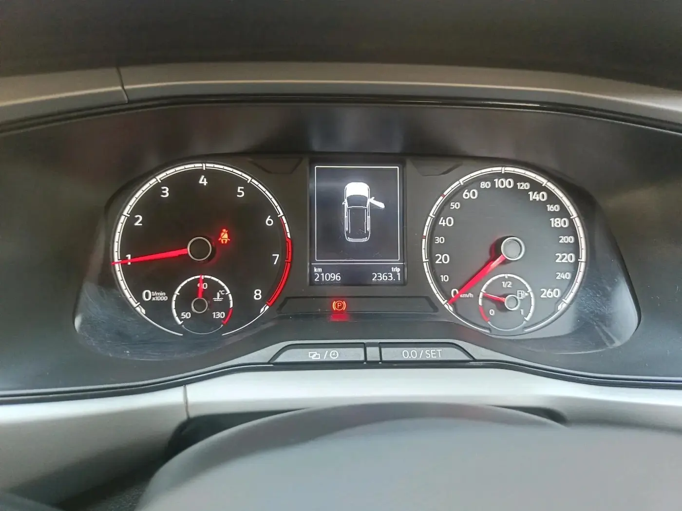 2023 Volkswagen TAIGUN HIGHLINE 1.0 TSI MT, Petrol, Manual, 21,096 km, interior