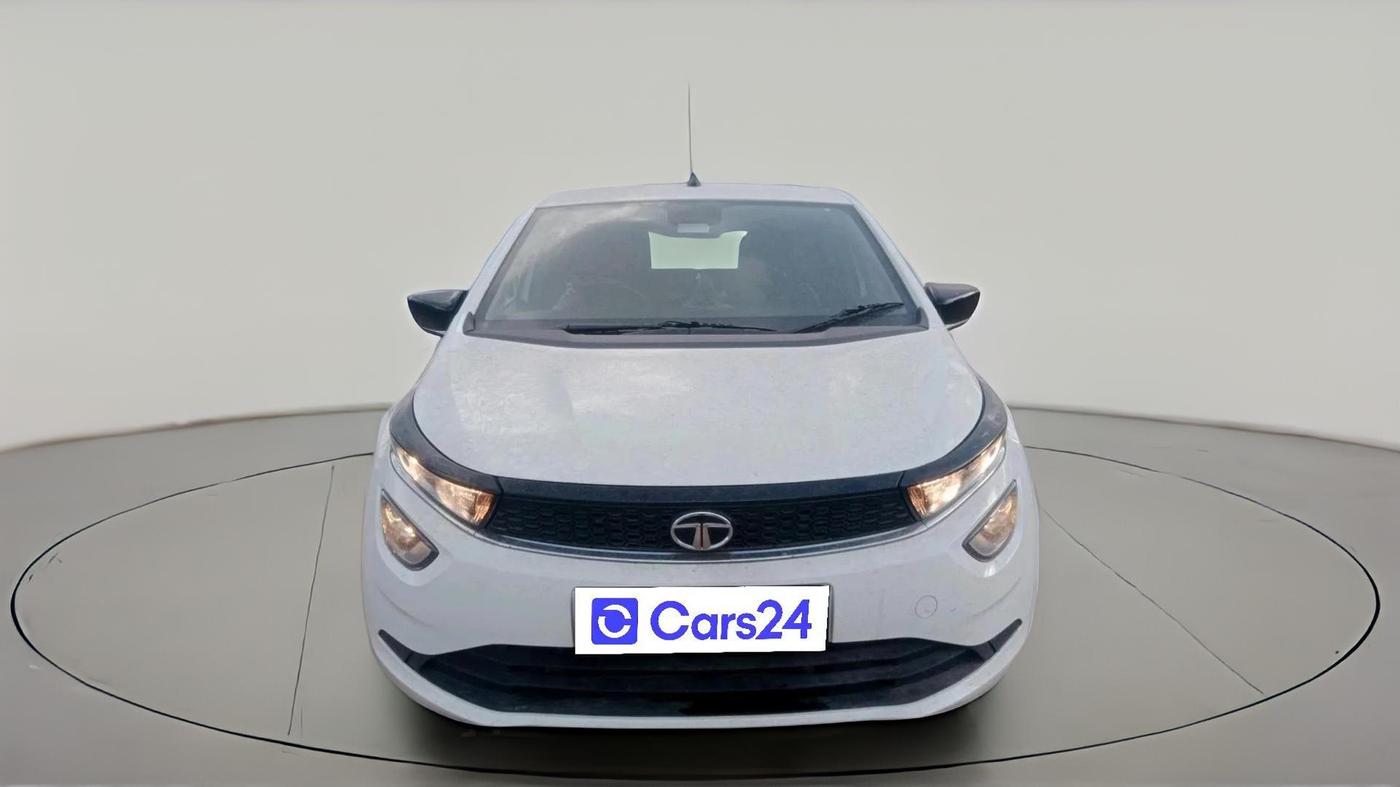 2023 Tata ALTROZ XZ PETROL, Petrol, Manual, 19,605 km, exterior