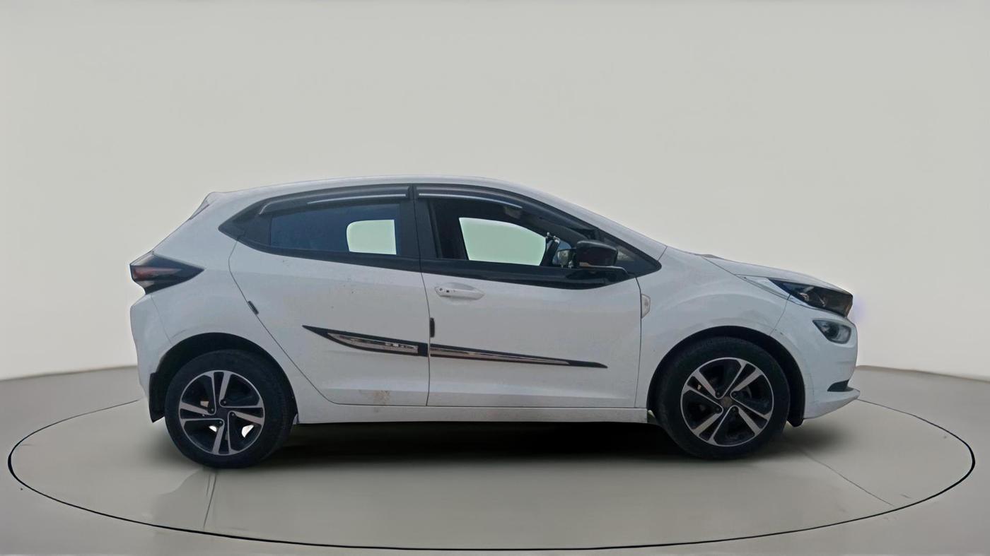2023 Tata ALTROZ XZ PETROL, Petrol, Manual, 19,605 km, exterior