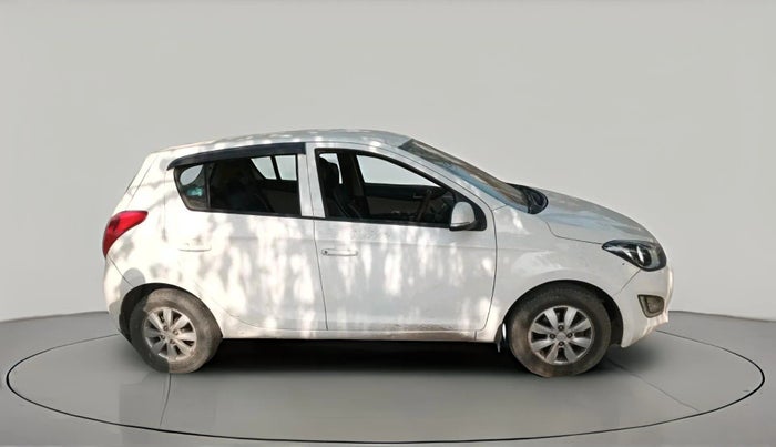 2013 Hyundai i20 SPORTZ 1.4 CRDI, Diesel, Manual, 1,09,484 km, exterior