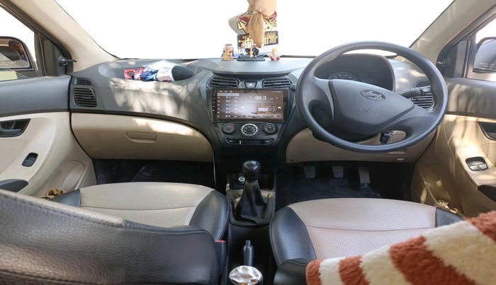 2016 Hyundai Eon ERA +, Petrol, Manual, 68,730 km, interior