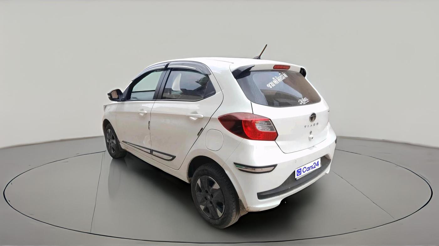 2026 Tata Tiago XTA CNG , CNG, Automatic, 5,379 km, exterior