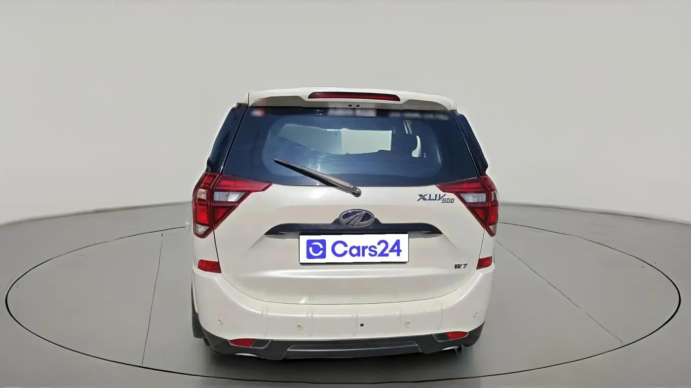 2021 Mahindra XUV500 W7, Diesel, Manual, 1,05,379 km, exterior