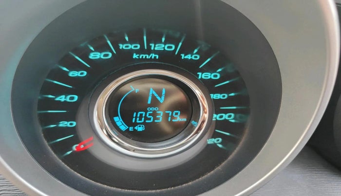 2021 Mahindra XUV500 W7, Diesel, Manual, 1,05,379 km, interior