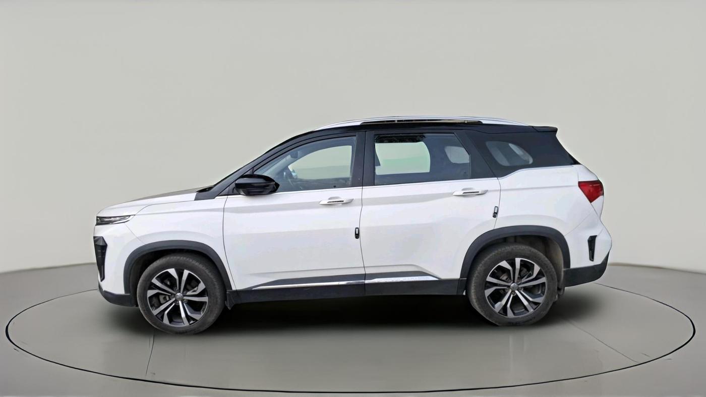 2023 MG HECTOR PLUS SHARP PRO 1.5 PETROL TURBO CVT 7 STR, Petrol, Automatic, 13,485 km, exterior