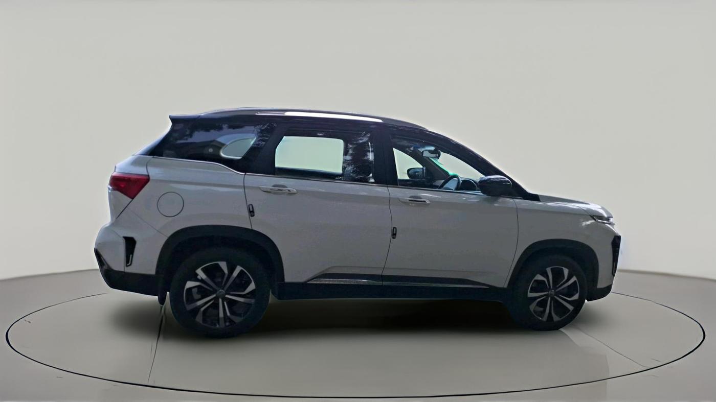 2023 MG HECTOR PLUS SHARP PRO 1.5 PETROL TURBO CVT 7 STR, Petrol, Automatic, 13,485 km, exterior