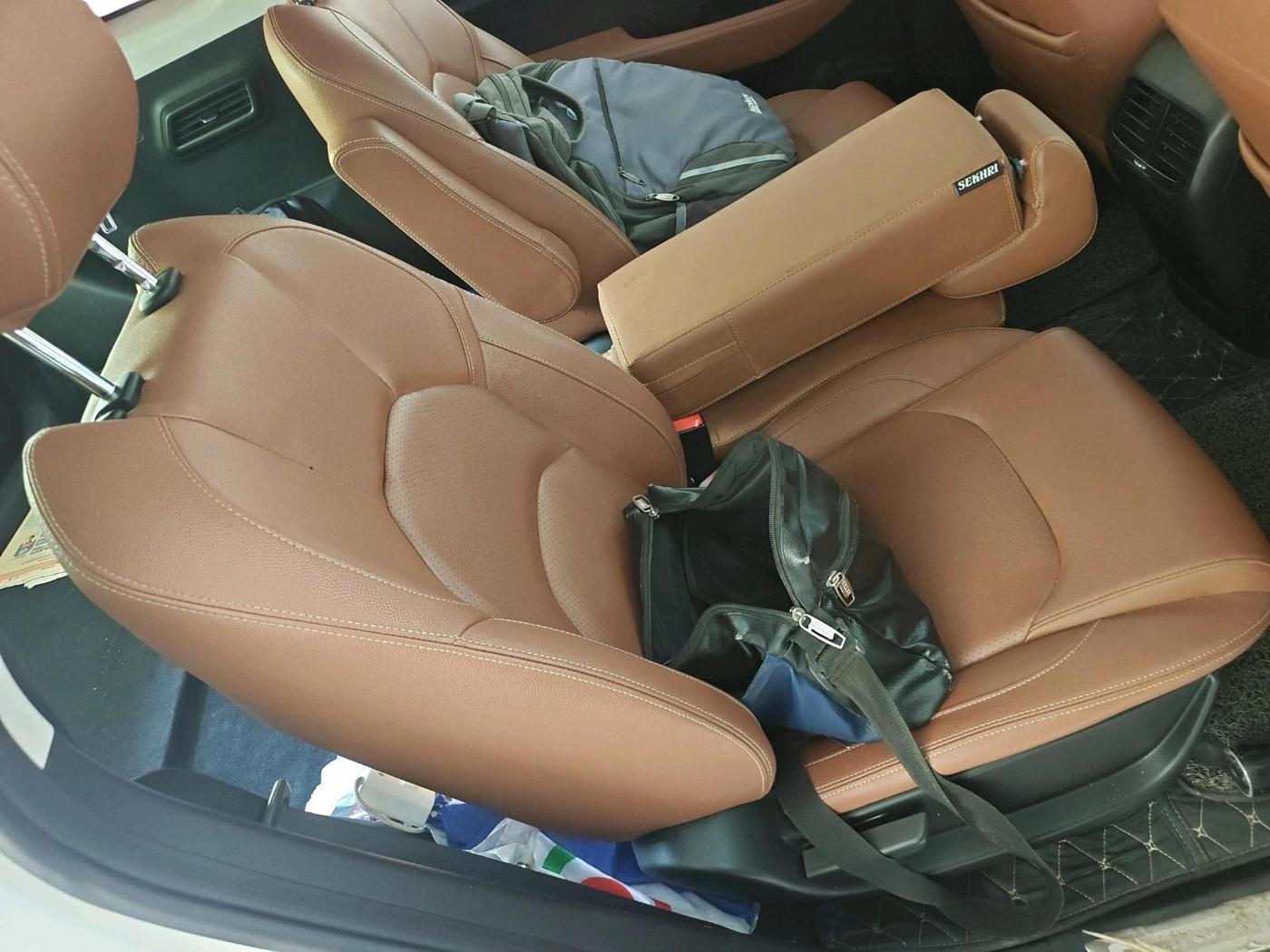 2021 MG HECTOR PLUS SHARP 2.0 DIESEL TURBO MT 6-STR, Diesel, Manual, 1,04,773 km, interior