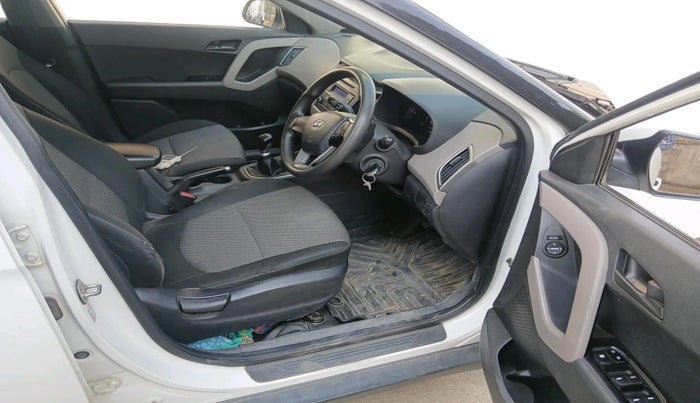 2017 Hyundai Creta E PLUS 1.4 DIESEL, Diesel, Manual, 1,09,871 km, interior