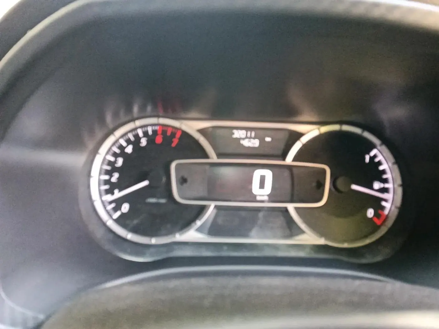 2021 Nissan Kicks XV 1.5, Petrol, Manual, 32,011 km, interior