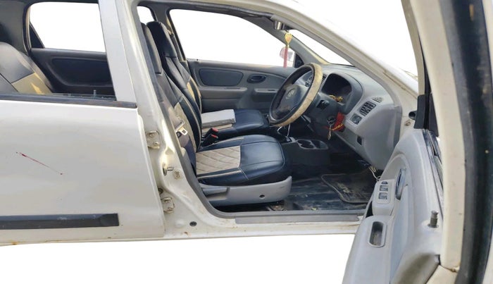 2013 Maruti Alto K10 VXI, CNG, Manual, 1,62,065 km, interior