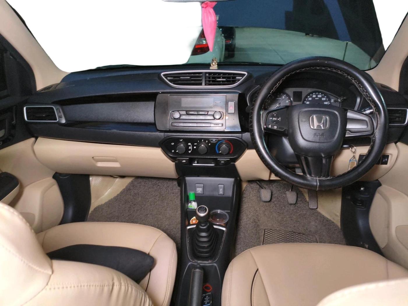2019 Honda Amaze 1.2L I-VTEC S, Petrol, Manual, 76,467 km, interior