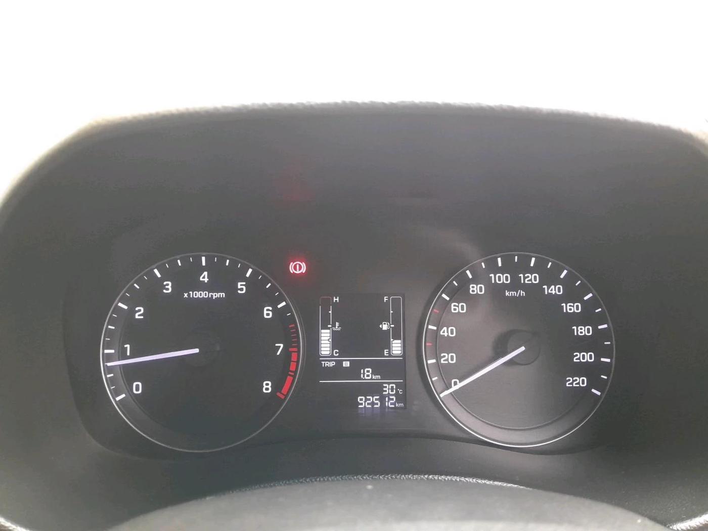 2016 Hyundai Creta SX PLUS 1.6 PETROL, CNG, Manual, 92,512 km, interior