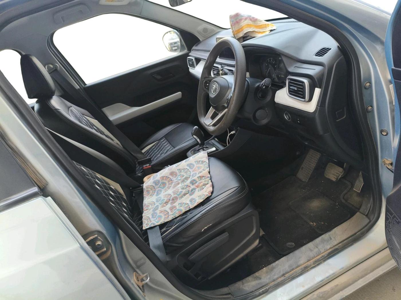 2022 Tata PUNCH ACCOMPLISHED AMT, Petrol, Automatic, 42,243 km, interior