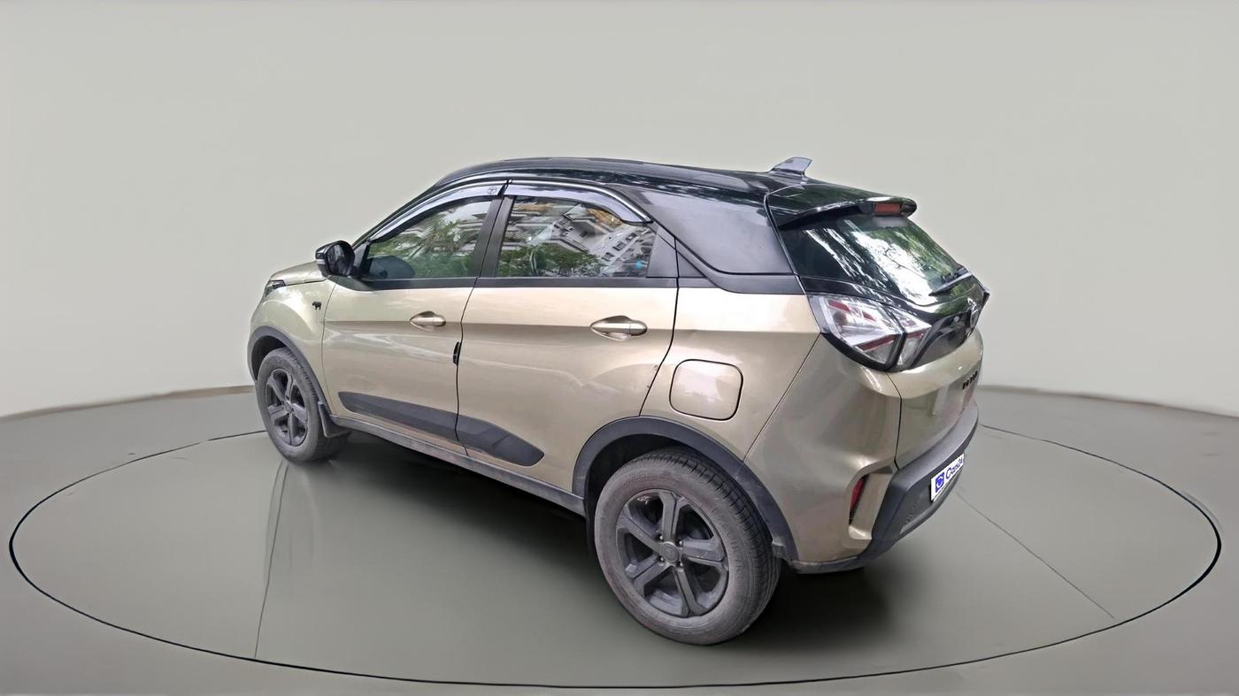 2022 Tata NEXON XZA PLUS (PREMIUM) KAZIRANGA PETROL, Petrol, Automatic, 33,670 km, exterior