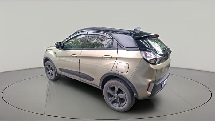 2022 Tata NEXON XZA PLUS (PREMIUM) KAZIRANGA PETROL, Petrol, Automatic, 33,670 km, exterior