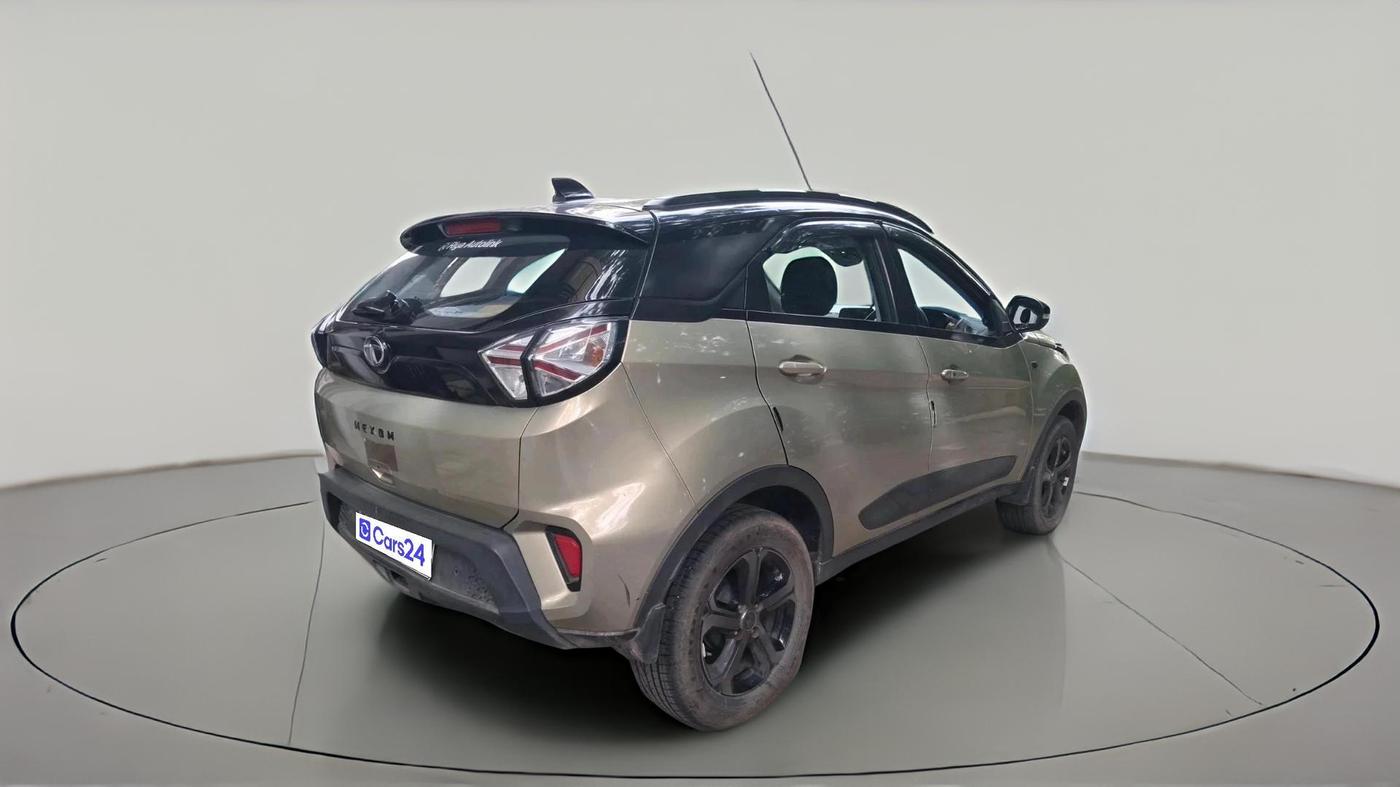 2022 Tata NEXON XZA PLUS (PREMIUM) KAZIRANGA PETROL, Petrol, Automatic, 33,670 km, exterior