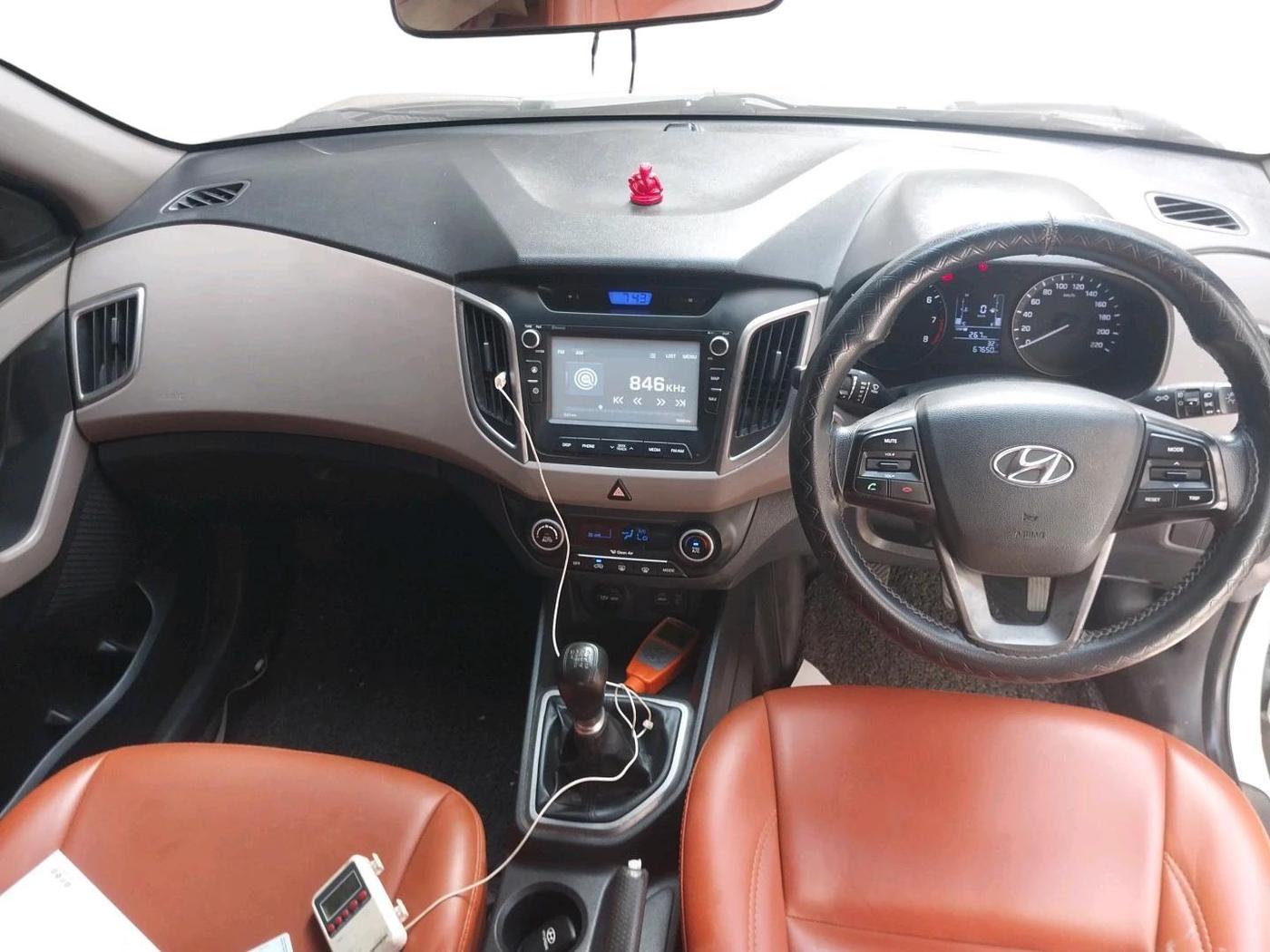 2015 Hyundai Creta SX PLUS 1.6 PETROL, Petrol, Manual, 68,500 km, interior