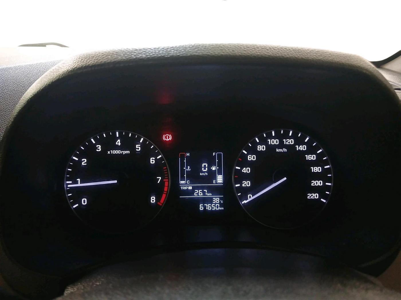 2015 Hyundai Creta SX PLUS 1.6 PETROL, Petrol, Manual, 68,500 km, interior