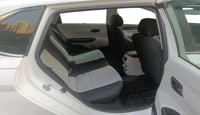 2024 Hyundai NEW I20 Sportz (O) 1.2 IVT, Petrol, Automatic, 18,000 km, interior