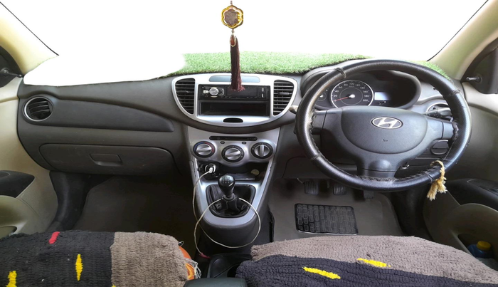 2012 Hyundai i10 ERA 1.1, CNG, Manual, 98,941 km, interior