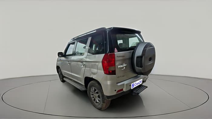 2017 Mahindra TUV300 T10, Diesel, Manual, 1,06,856 km, exterior