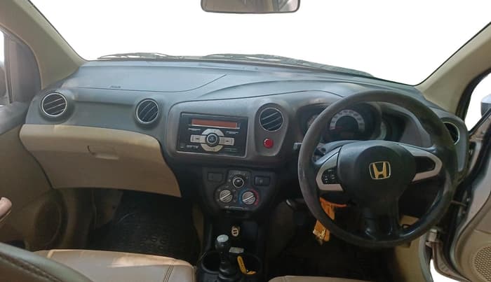 2012 Honda Brio V MT, Petrol, Manual, 1,00,967 km, interior