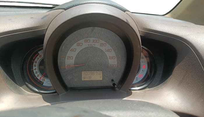 2012 Honda Brio V MT, Petrol, Manual, 1,00,967 km, interior