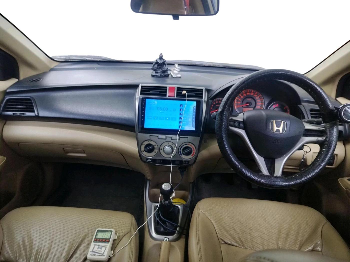 2011 Honda City 1.5L I-VTEC S MT, CNG, Manual, 62,463 km, interior