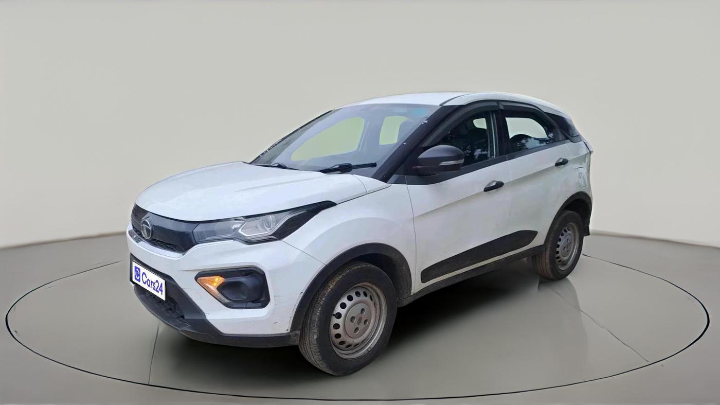 2020 Tata NEXON XE DIESEL, Diesel, Manual, 1,36,008 km, exterior