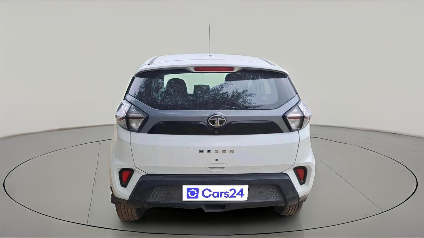 2020 Tata NEXON XE DIESEL, Diesel, Manual, 1,36,008 km, exterior