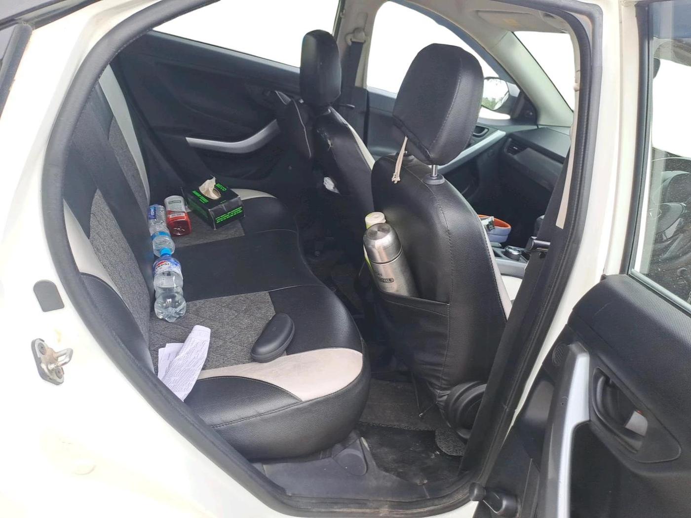2020 Tata NEXON XE DIESEL, Diesel, Manual, 1,36,008 km, interior