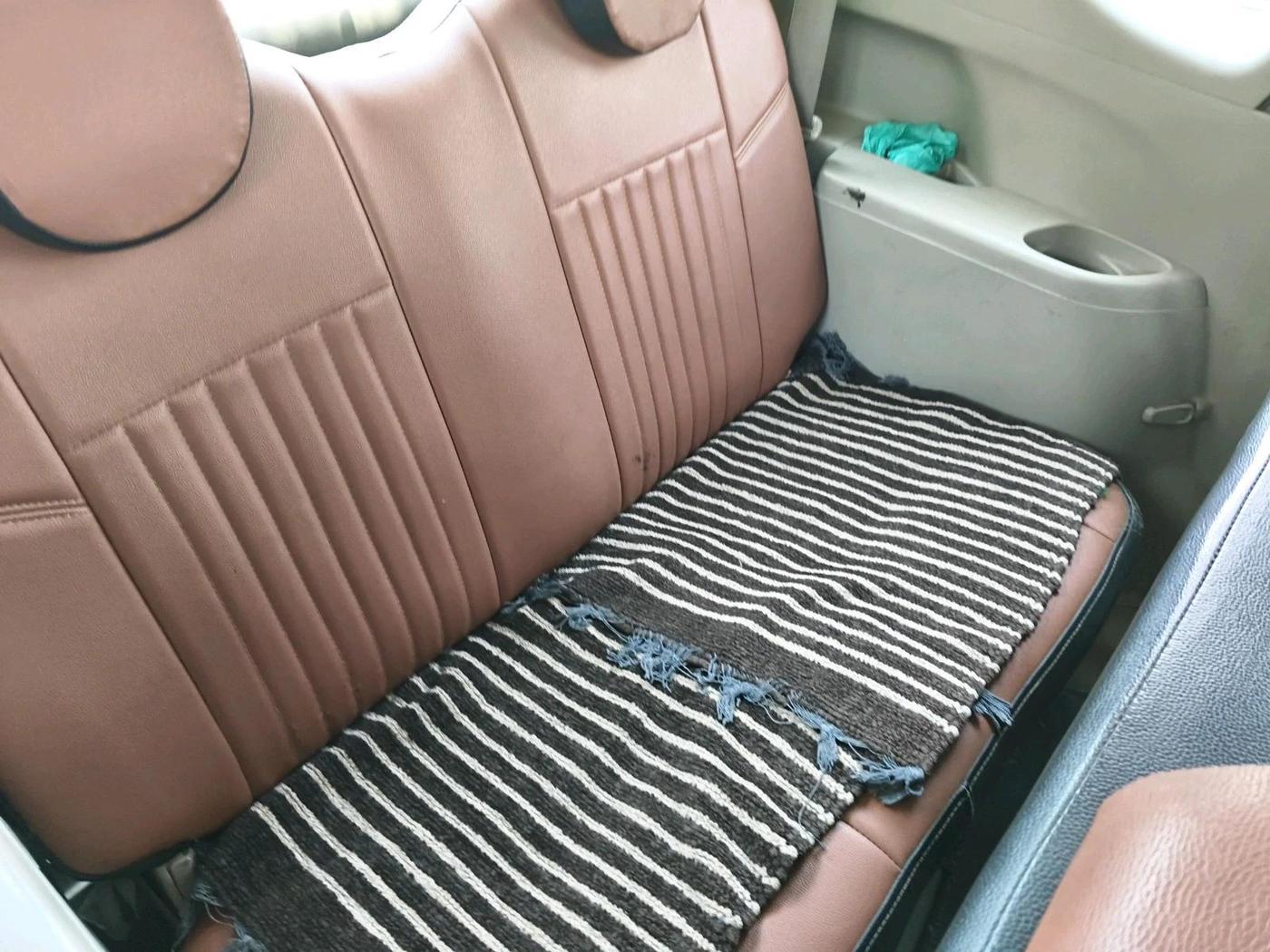 2013 Maruti Ertiga VDI, Diesel, Manual, 1,32,456 km, interior
