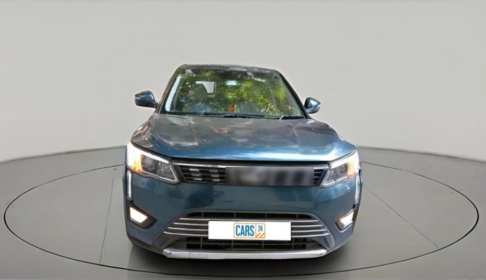 2022 Mahindra XUV300 W8 (O) 1.2 PETROL AMT, Petrol, Automatic, 25,474 km, exterior